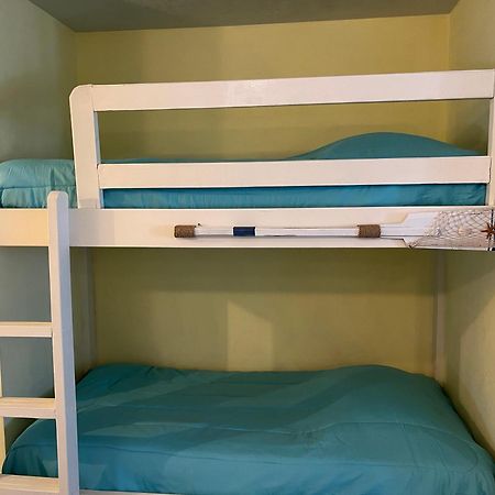 Affordable Spi Family Condo - Walking Distance To The Beach, Sleeps 6, Third Floor, 2025 Traveler Award 사우스 파드레 아일랜드 외부 사진