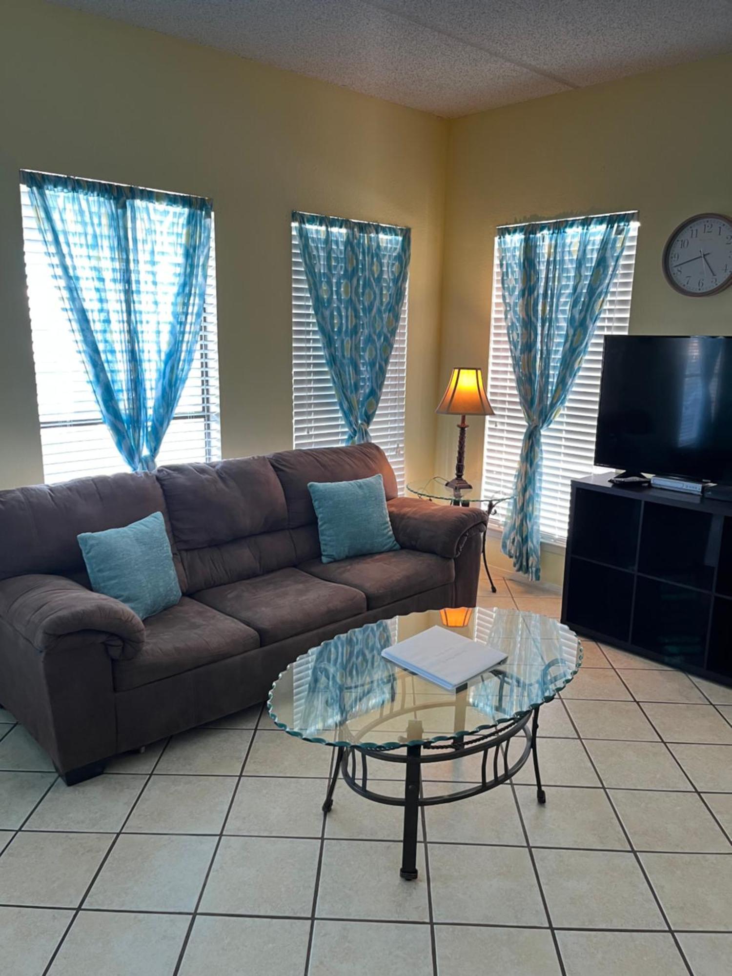 Affordable Spi Family Condo - Walking Distance To The Beach, Sleeps 6, Third Floor, 2025 Traveler Award 사우스 파드레 아일랜드 외부 사진